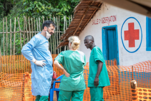 MSF inicia transferência de atividades de resposta ao Ebola na RDC