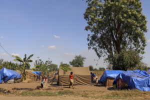 “Era como o fim do mundo” – Milhares são apanhados no fogo cruzado do conflito invisível no norte de Moçambique