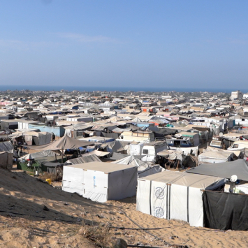 Acampamento de famílias deslocadas em Khan Younis, sul de Gaza. Novembro de 2024. ©Ibrahim Nofal