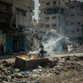 Destruição no acampamento de refugiados de Al Shate, na Cidade de Gaza. Gaza, setembro de 2024. © MSF